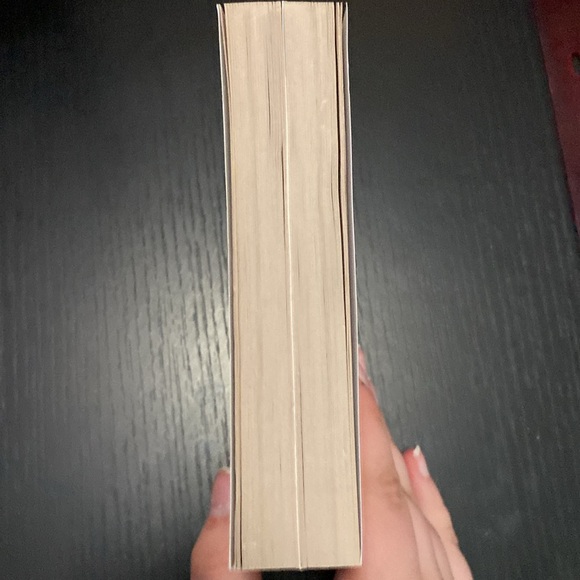 Nora Robert’s - Dangerous - Picture 3 of 5